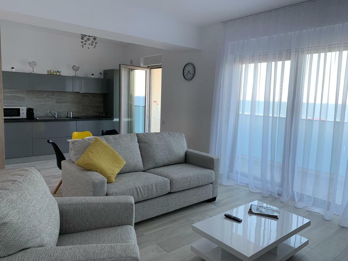 Vela Luxury Sea View Apartments - Marina Surf Năvodari Exterior foto